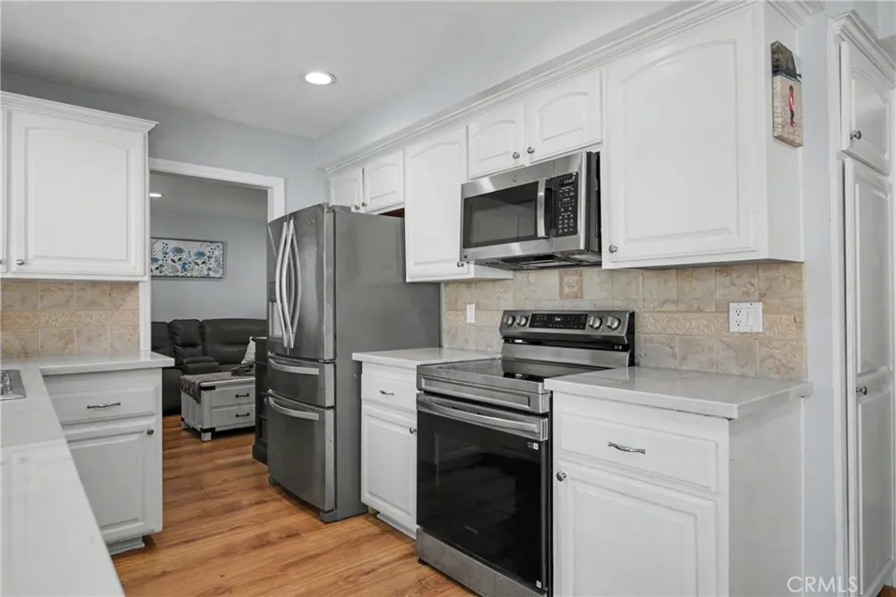 640 W Imperial Brea, CA 92821