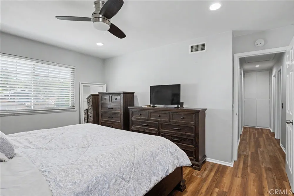 640 W Imperial Brea, CA 92821