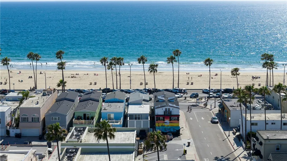 2212 W Oceanfront Newport Beach, CA 92663
