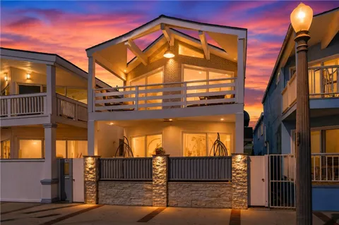 2212 W Oceanfront
