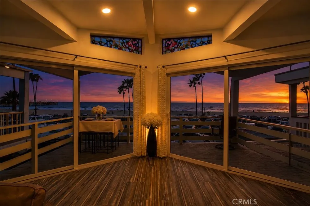 2212 W Oceanfront Newport Beach, CA 92663