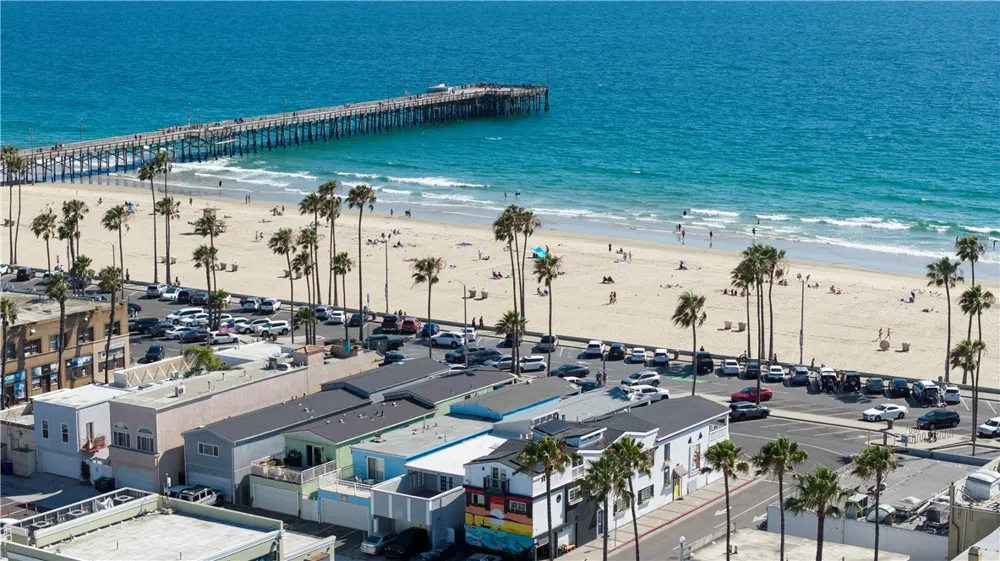 2212 W Oceanfront Newport Beach, CA 92663