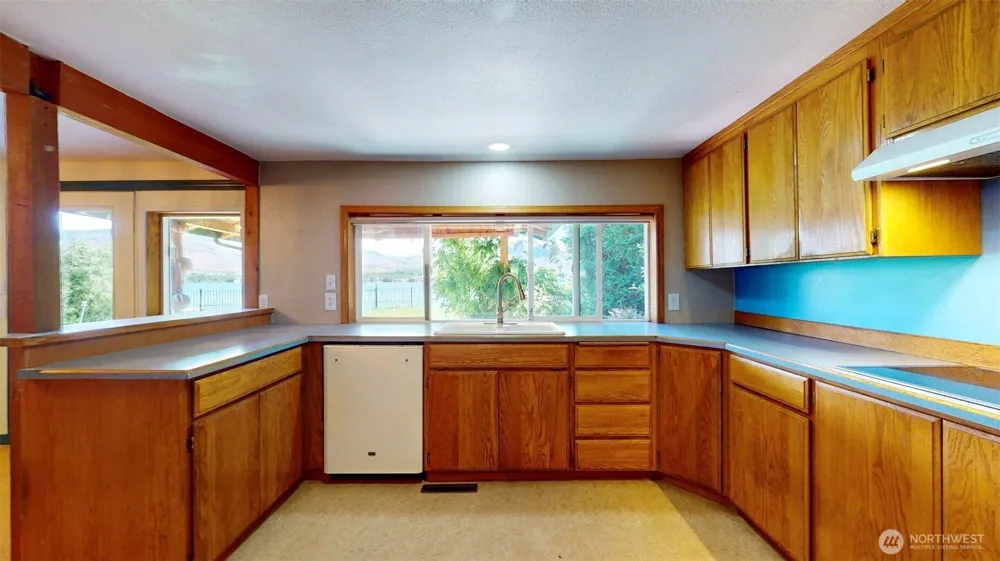 104 C Westlake Road Oroville, WA 98844