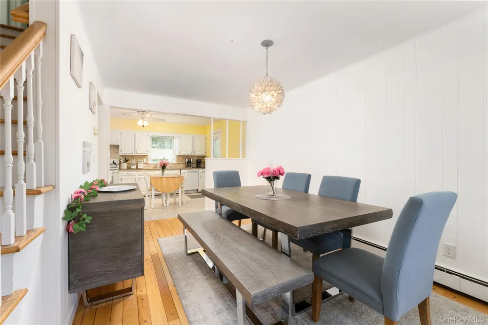 22 W End Avenue East Quogue, NY 11942