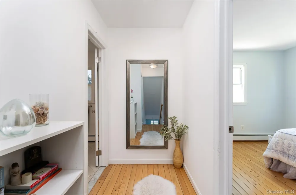 22 W End Avenue East Quogue, NY 11942