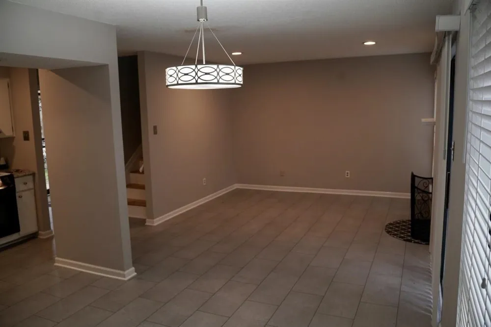 3981 GRAHAMDALE CIR #3981B Memphis, TN 38122
