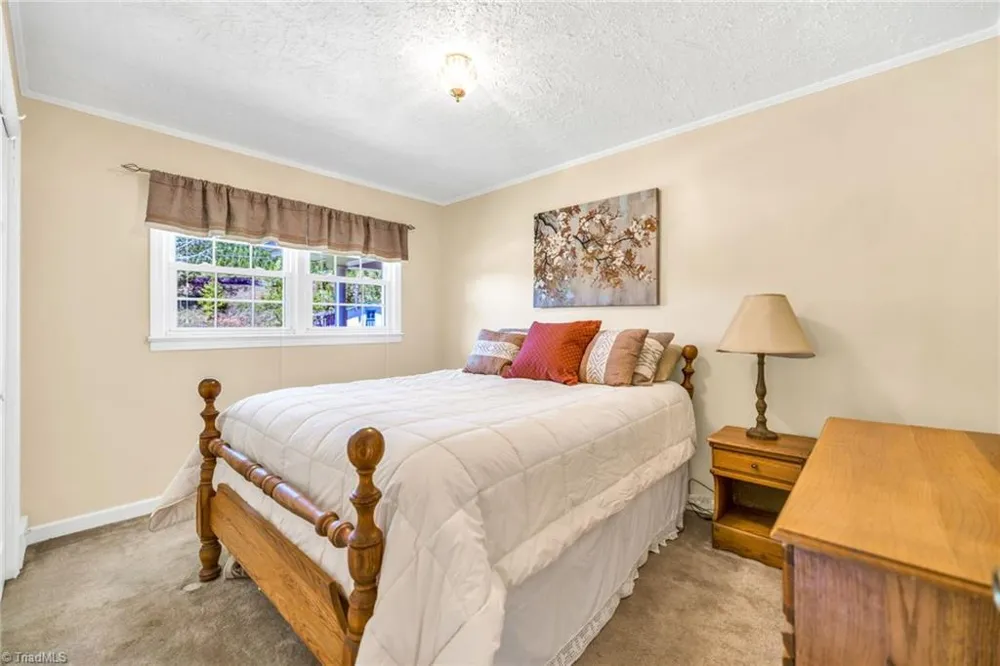 346 Piney Creek Road Lansing, NC 28643