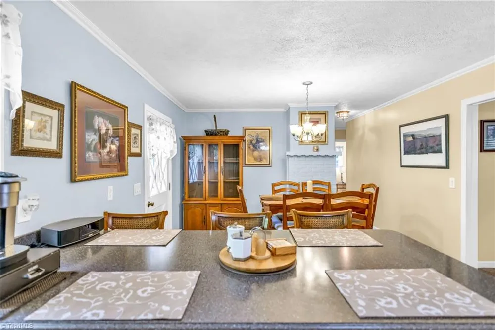 346 Piney Creek Road Lansing, NC 28643
