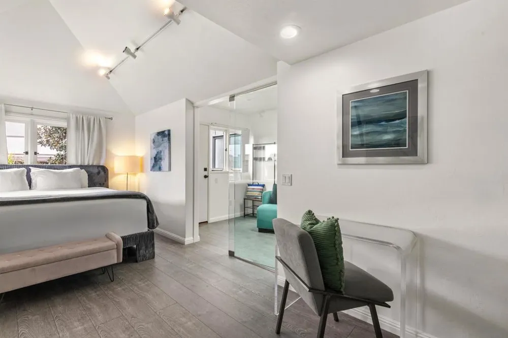1264 Prospect Street La Jolla, CA 92037