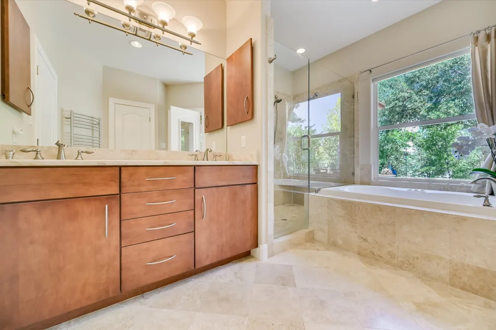 102 Osprey Circle Bastrop, TX 78602