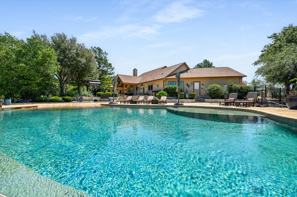 102 Osprey Circle Bastrop, TX 78602