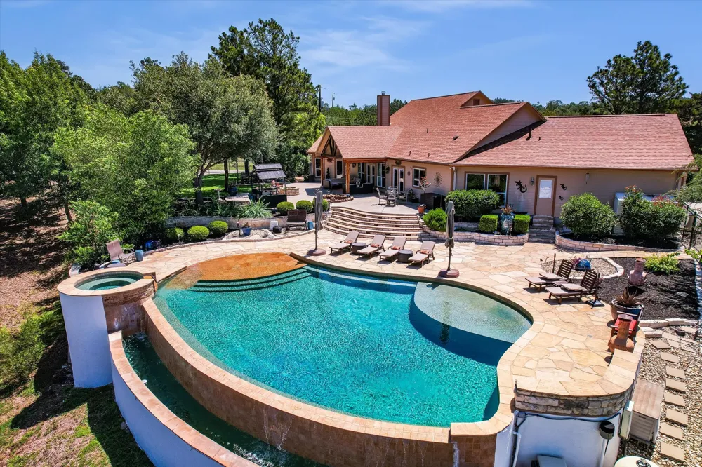 102 Osprey Circle Bastrop, TX 78602