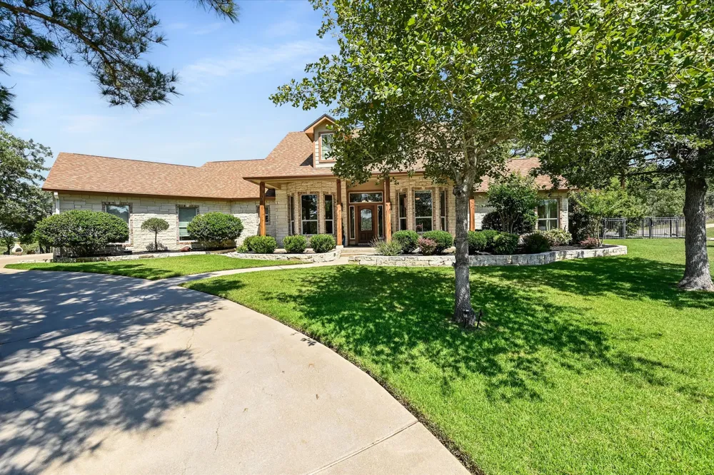 102 Osprey Circle Bastrop, TX 78602