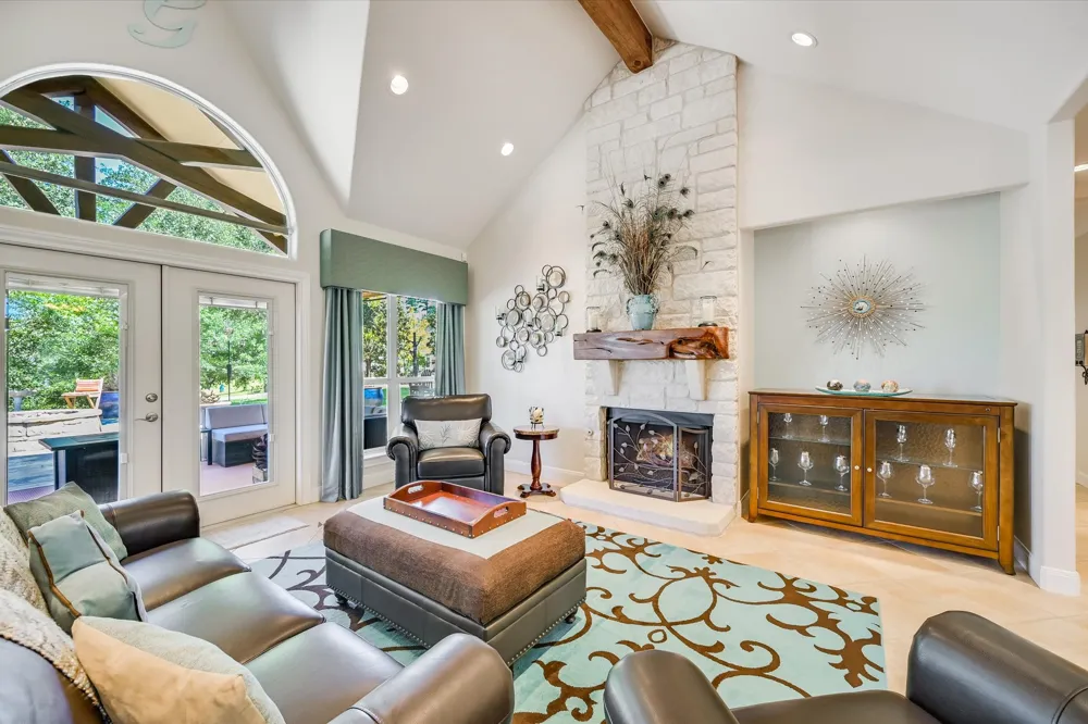102 Osprey Circle Bastrop, TX 78602