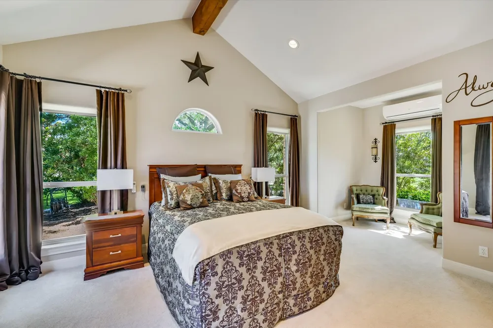 102 Osprey Circle Bastrop, TX 78602