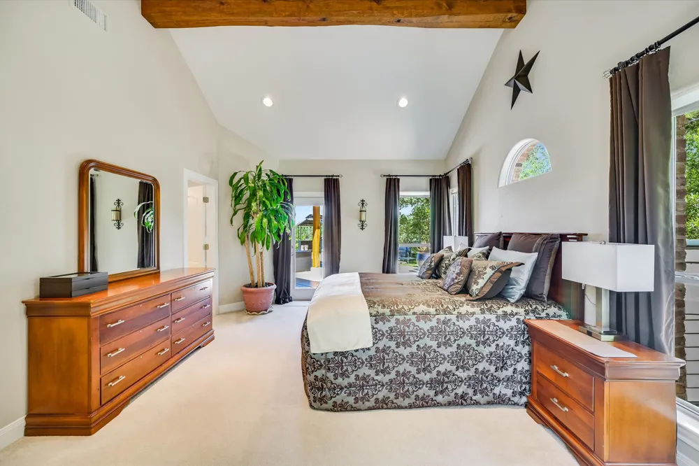 102 Osprey Circle Bastrop, TX 78602
