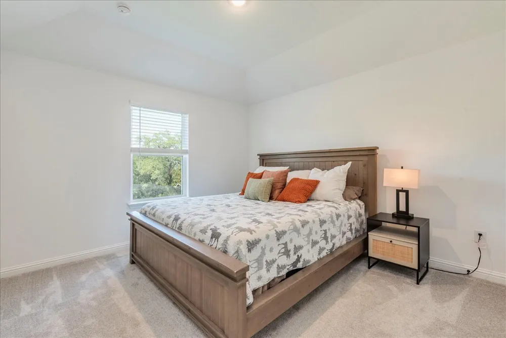 288 Smithsonian Lane Kyle, TX 78640