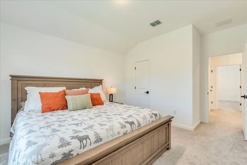 288 Smithsonian Lane Kyle, TX 78640