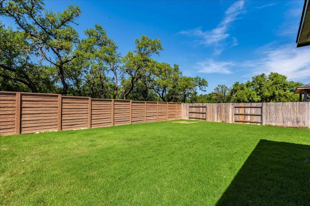 288 Smithsonian Lane Kyle, TX 78640
