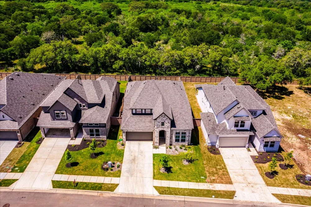 288 Smithsonian Lane Kyle, TX 78640