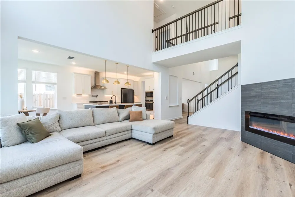 288 Smithsonian Lane Kyle, TX 78640