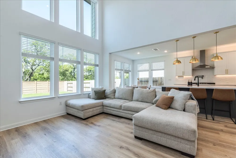 288 Smithsonian Lane Kyle, TX 78640