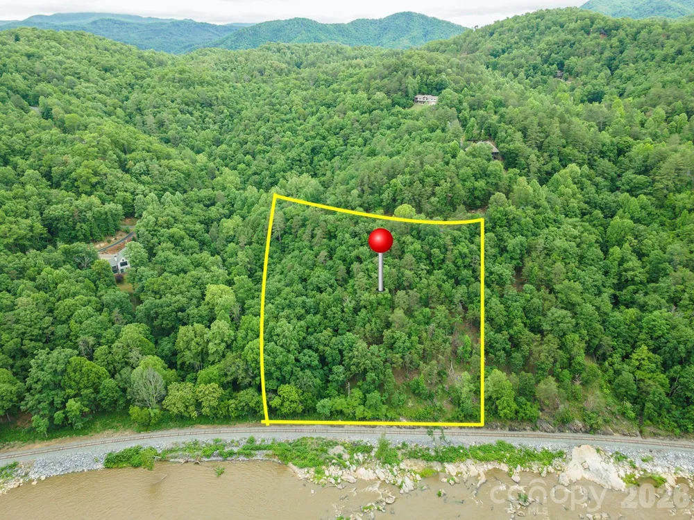 2391 French Broad Parkway #34 Marshall, NC 28753