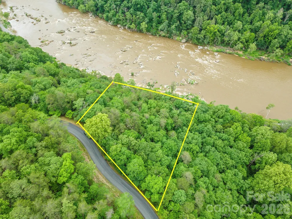2391 French Broad Parkway #34 Marshall, NC 28753