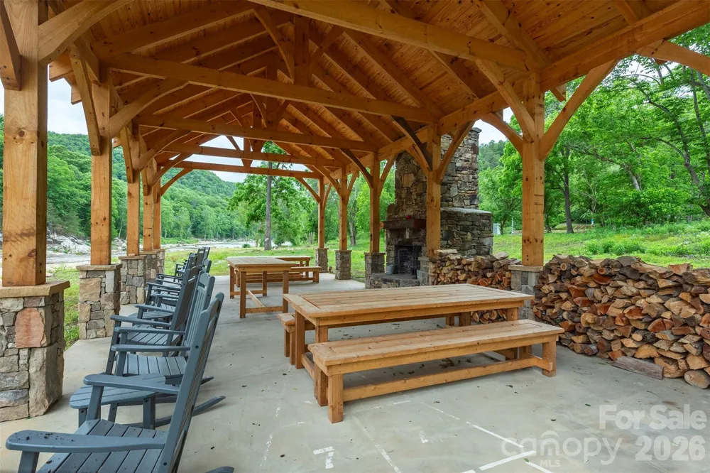 2391 French Broad Parkway #34 Marshall, NC 28753