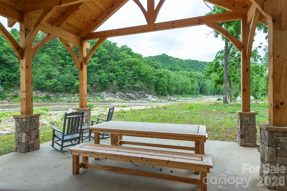 2391 French Broad Parkway #34 Marshall, NC 28753