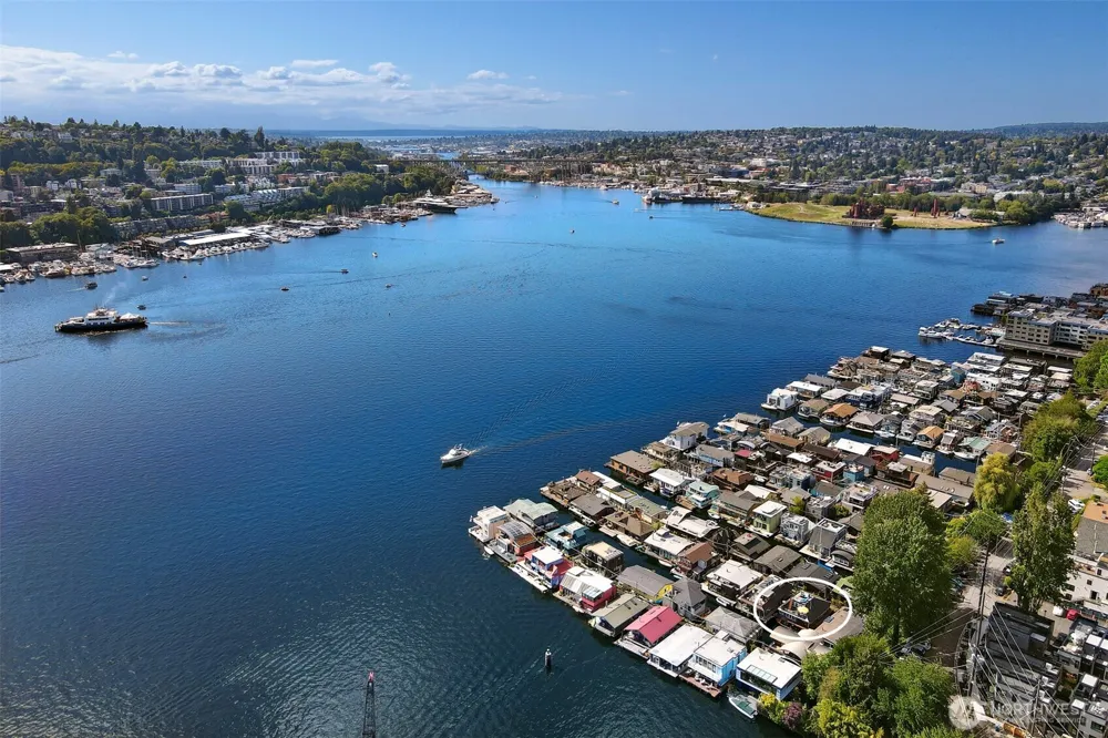2019 Fairview Avenue E #B Seattle, WA 98102