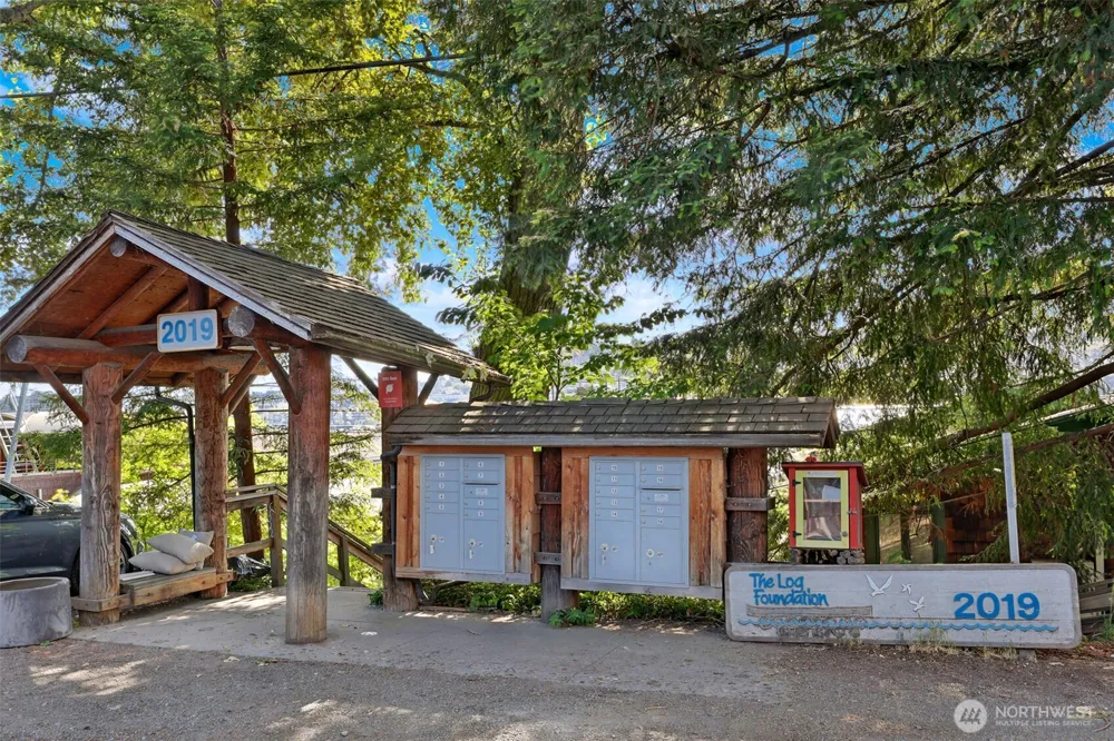 2019 Fairview Avenue E #B Seattle, WA 98102