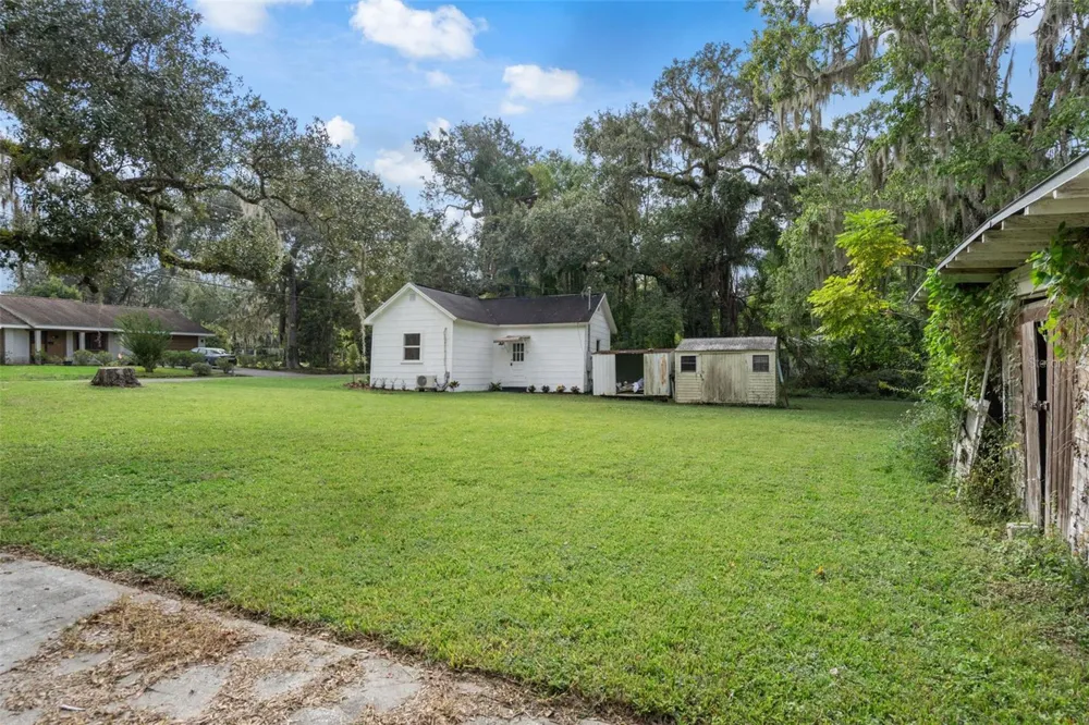 515 STAFFORD AVENUE Brooksville, FL 34601