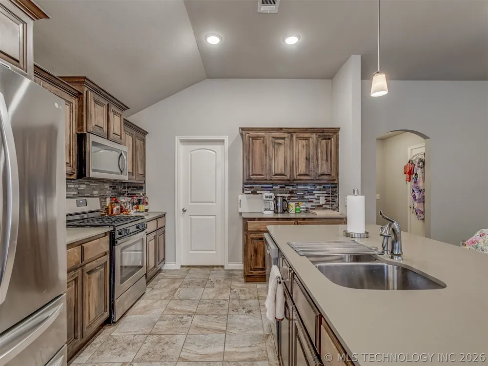 13 Evermore Lane Yukon, OK 73099