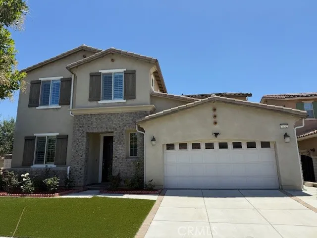 7632 Villa Rosa Court Eastvale, CA 92880
