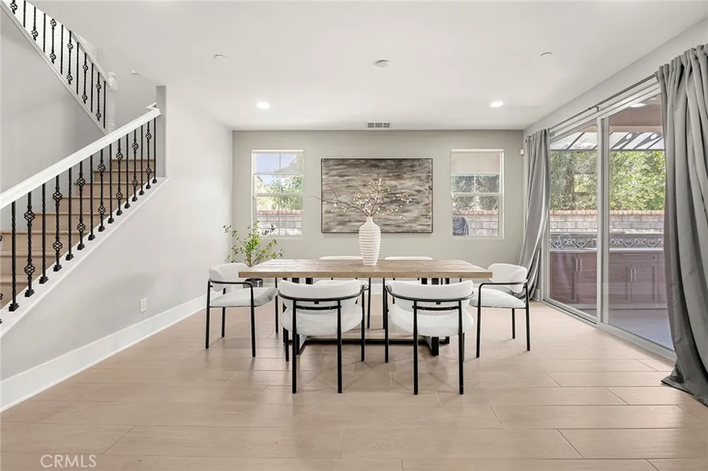 7632 Villa Rosa Court Eastvale, CA 92880