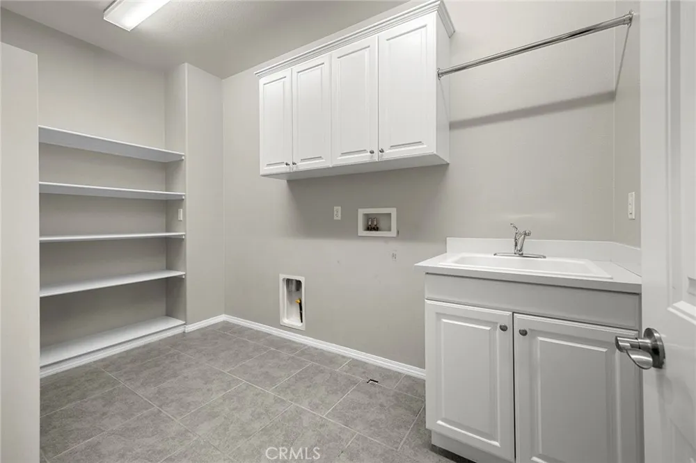 7632 Villa Rosa Court Eastvale, CA 92880