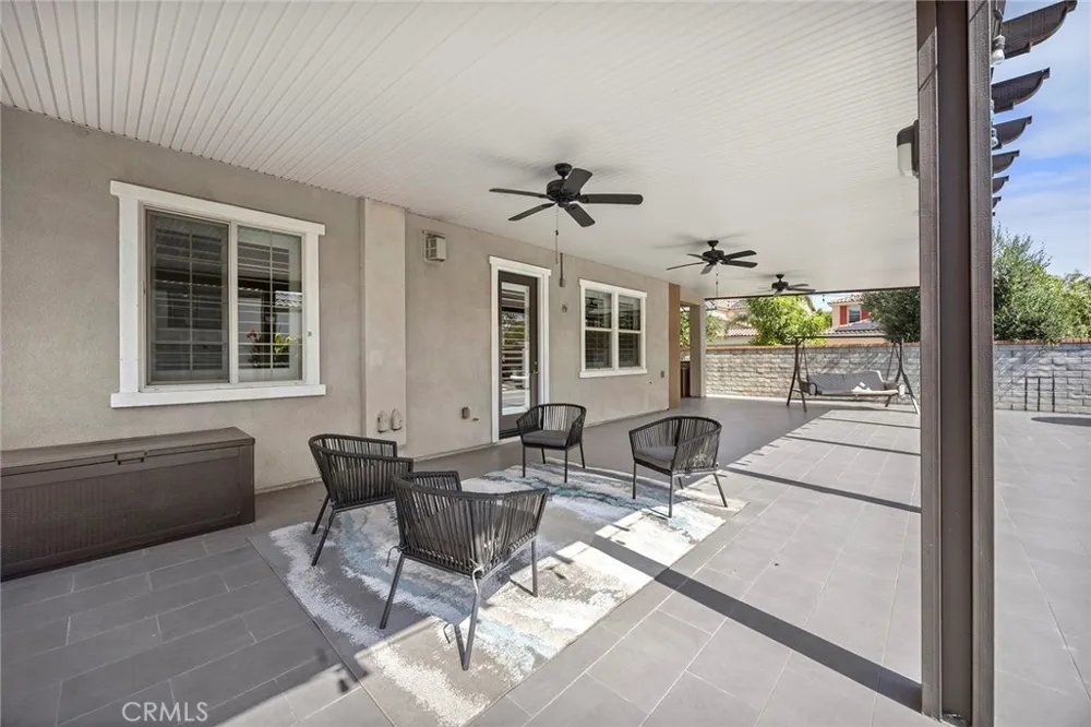 7632 Villa Rosa Court Eastvale, CA 92880