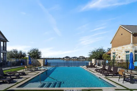 9443 Towne Lake Parkway
