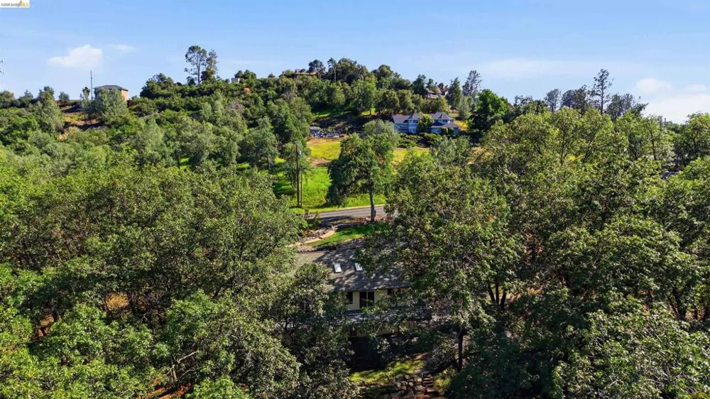 16690 Ridgewood Dr Sonora, CA 95370