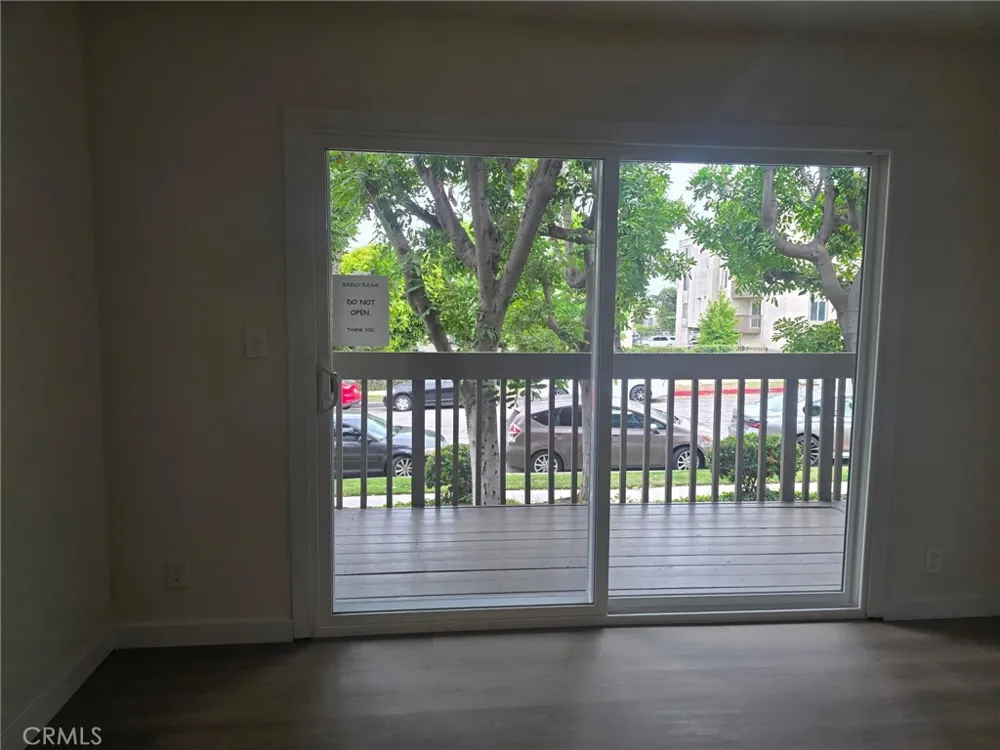 1661 Neil Armstrong #166 Montebello, CA 90640