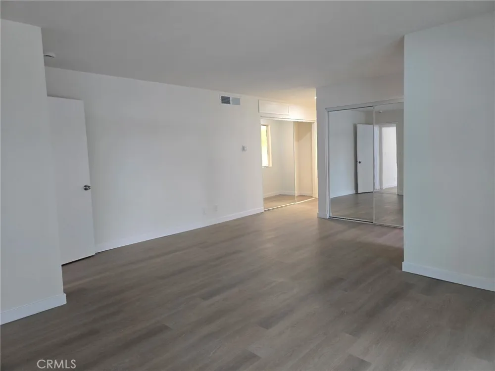 1661 Neil Armstrong #166 Montebello, CA 90640