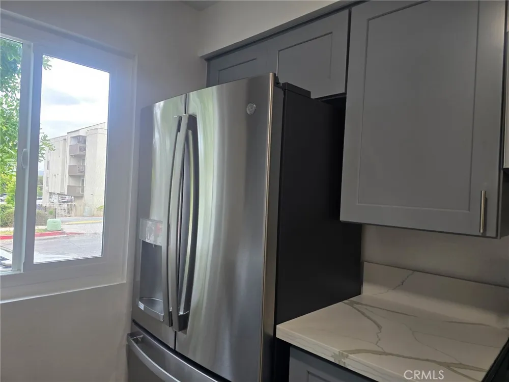 1661 Neil Armstrong #166 Montebello, CA 90640