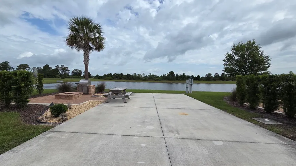 71 CEDAR CIRCLE E Lake Wales, FL 33898