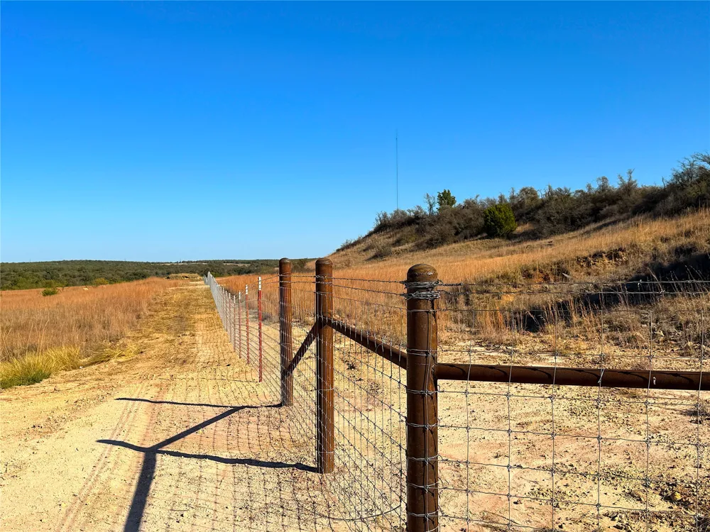 1849 Two Bush Road Perrin, TX 76486