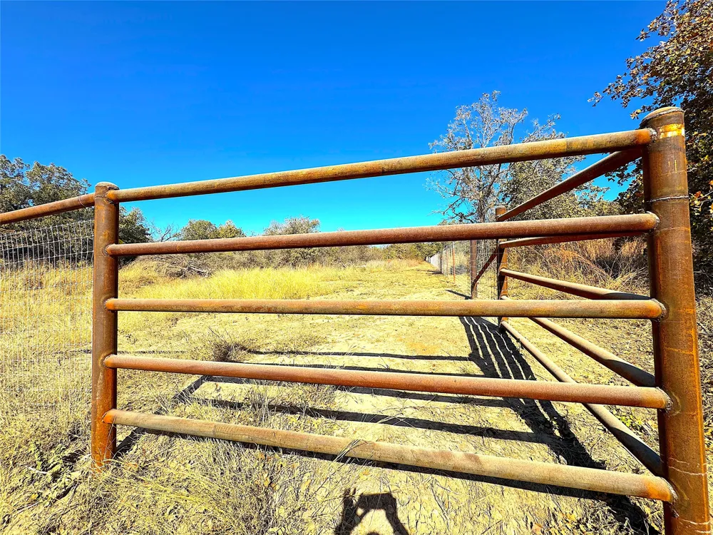 1849 Two Bush Road Perrin, TX 76486