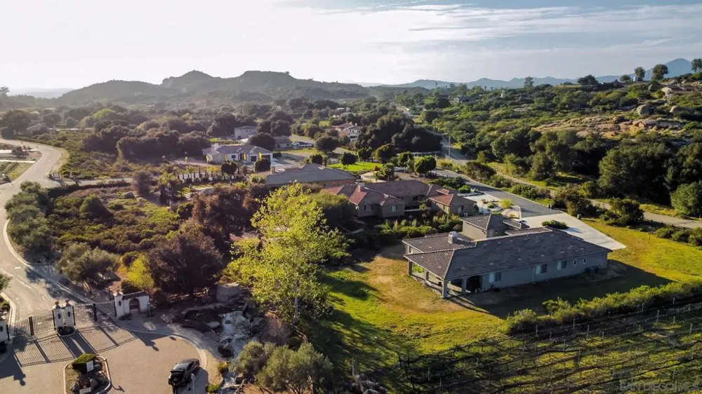 12872 Vineyard Crest Pl Lakeside, CA 92040