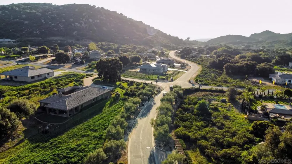 12872 Vineyard Crest Pl Lakeside, CA 92040