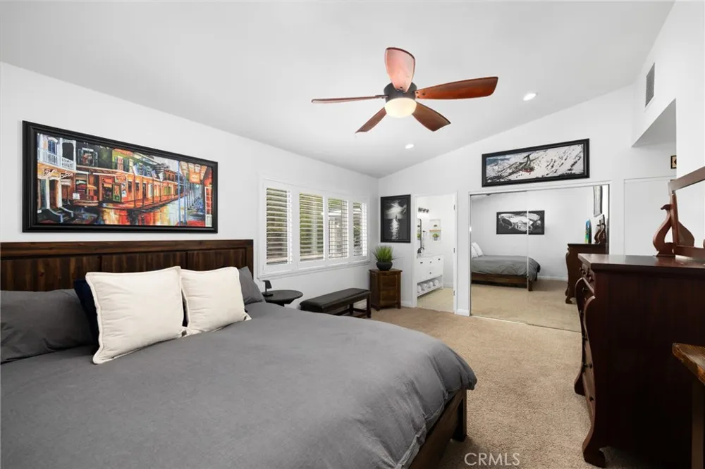 264 E Radcliffe Drive Claremont, CA 91711