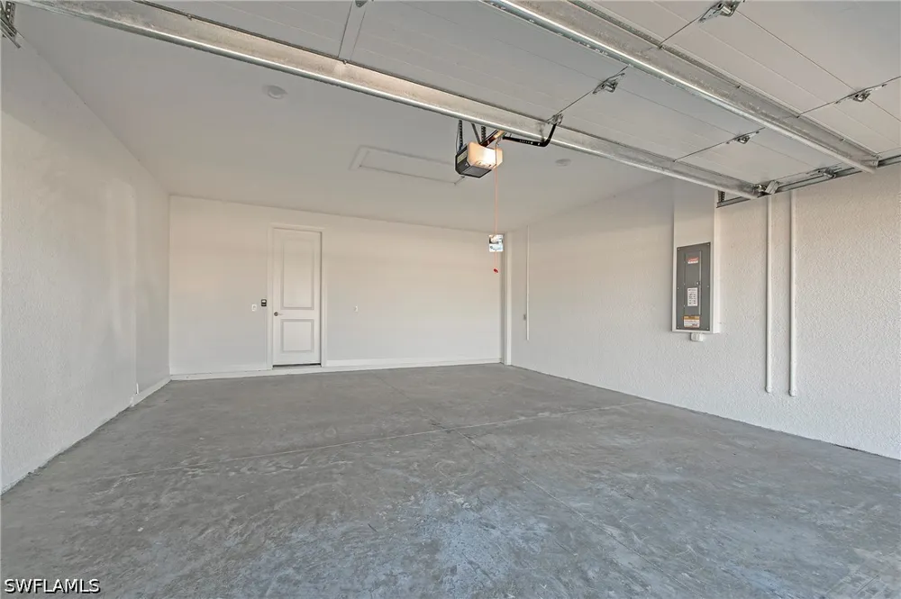 Caravita Lane Lane Fort Myers, FL 33913